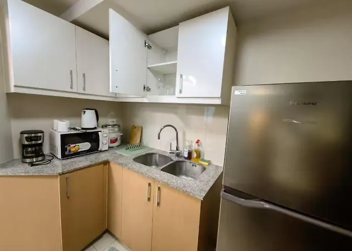 3br Uptown Bgc-14floor View Near Malls And Restaurants Apartamento