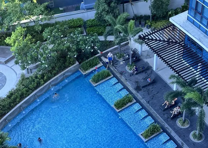 3br Uptown Bgc-14floor View Near Malls And Restaurants Apartamento Manila