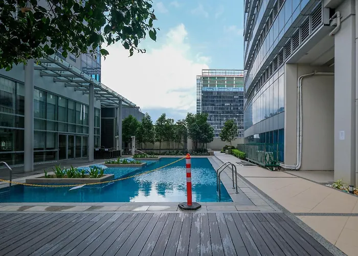 Apartamento 3br Uptown Bgc-14floor View Near Malls And Restaurants