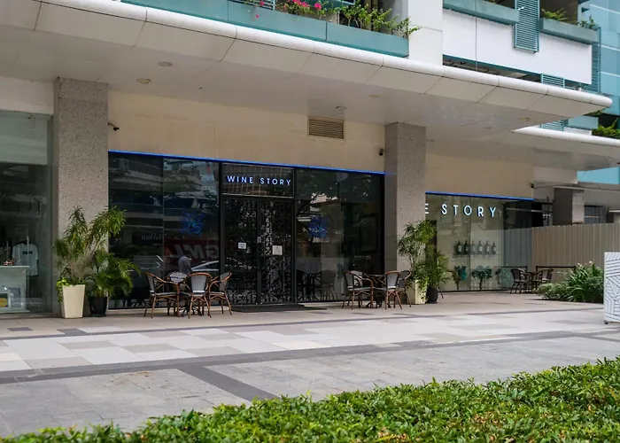 3br Uptown Bgc-14floor View Near Malls And Restaurants *