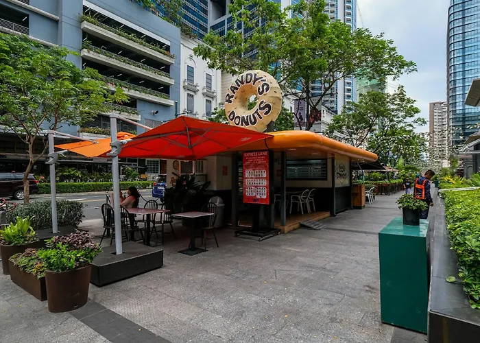 3br Uptown Bgc-14floor View Near Malls And Restaurants
