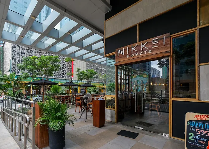 3br Uptown Bgc-14floor View Near Malls And Restaurants Apartamento Manila